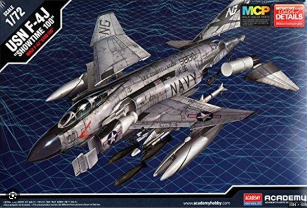 USN F-4J 1/72 Academy
