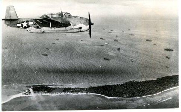 Avenger op patrouille boven de Marshall eilanden