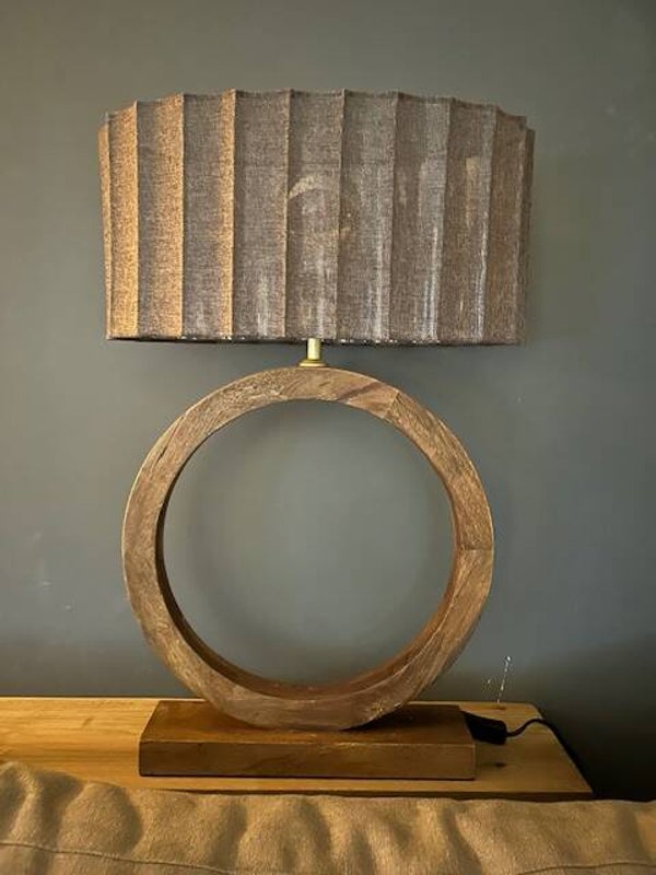 Tafellamp van mango hout