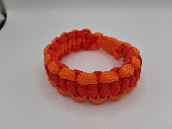 Paracord Armband - Firestorm