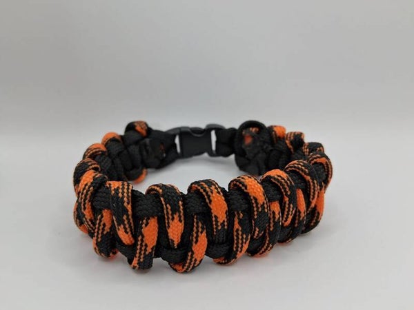 Paracord Armband - Predator
