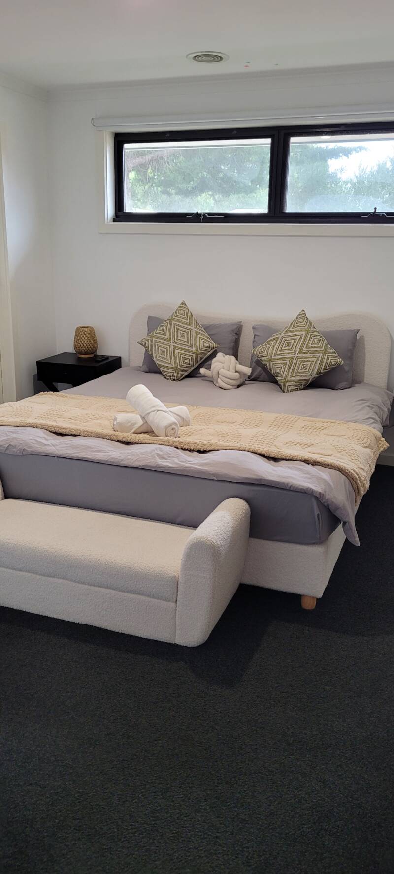 2-grey-bedroom-standard.jpg