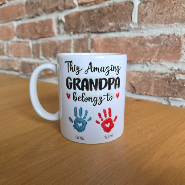 Gepersonaliseerde mok 'this amazing grandpa belongs to'
