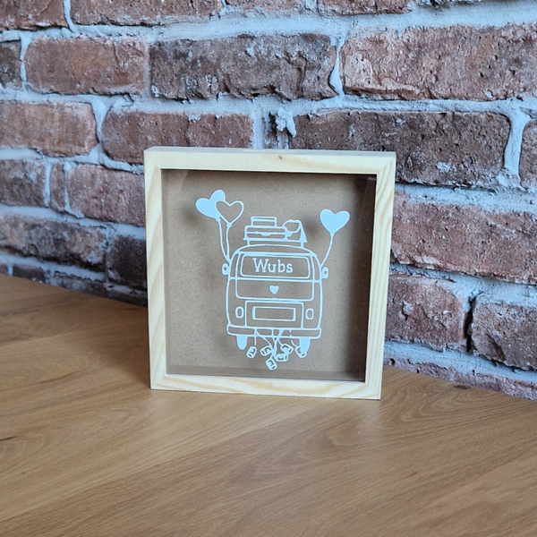 Houten spaarpot trouwauto