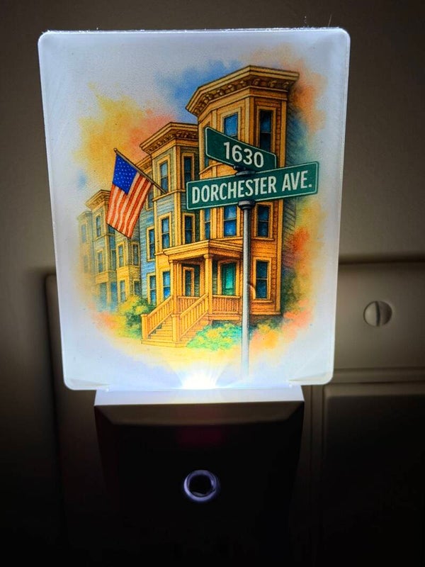 Custom night light on at dusk off at dawn