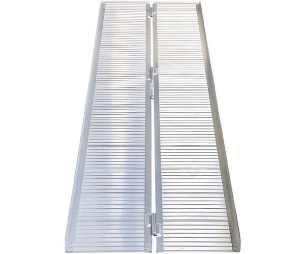 Oprijplaat aluminium 300 kg lengte 2400 mm x breedte 720 mm inklapbaar MW Tools