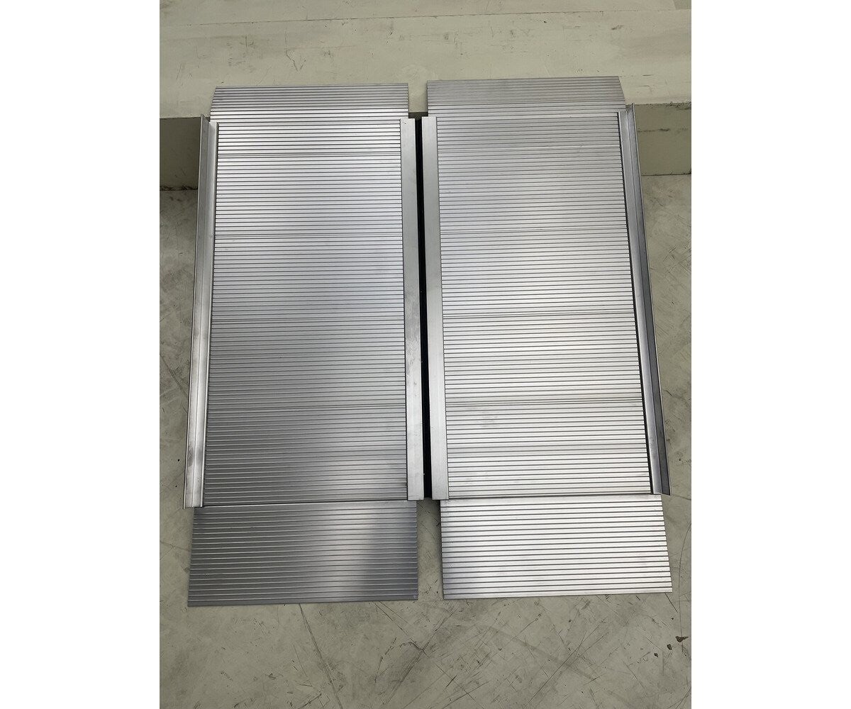 Oprijplaat aluminium 400 kg lengte 900 mm x breedte 760 mm inklapbaar MW Tools