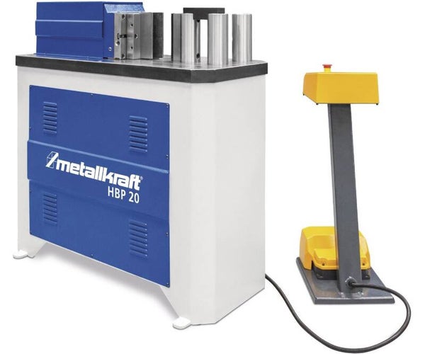 Horizontale plooibank NC sturing 40 ton werkhoogte 250 mm plaatdiktes tot 24 mm 4 kW 400V Metallkraft