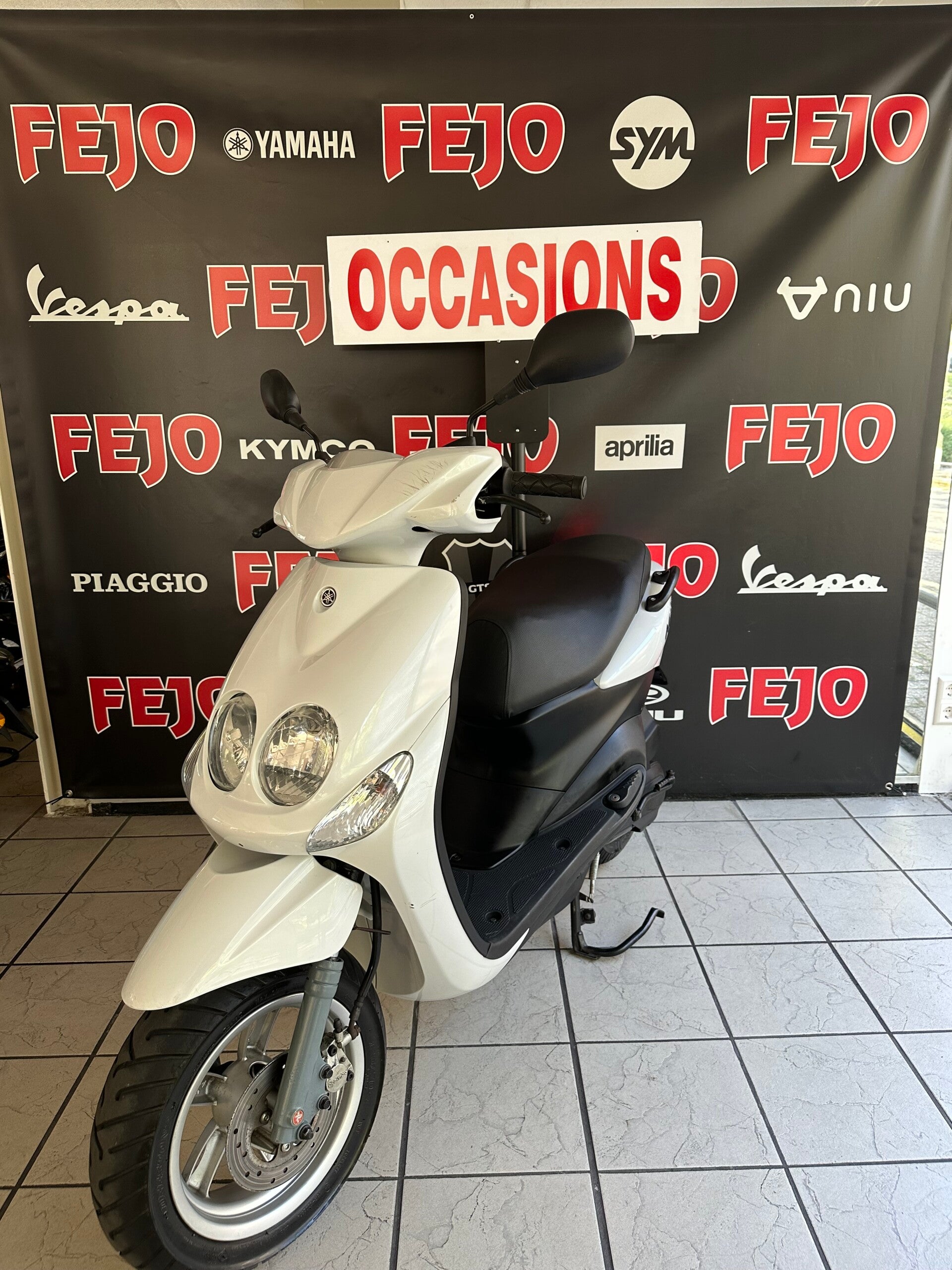 Yamaha Neo's 4T 25KM