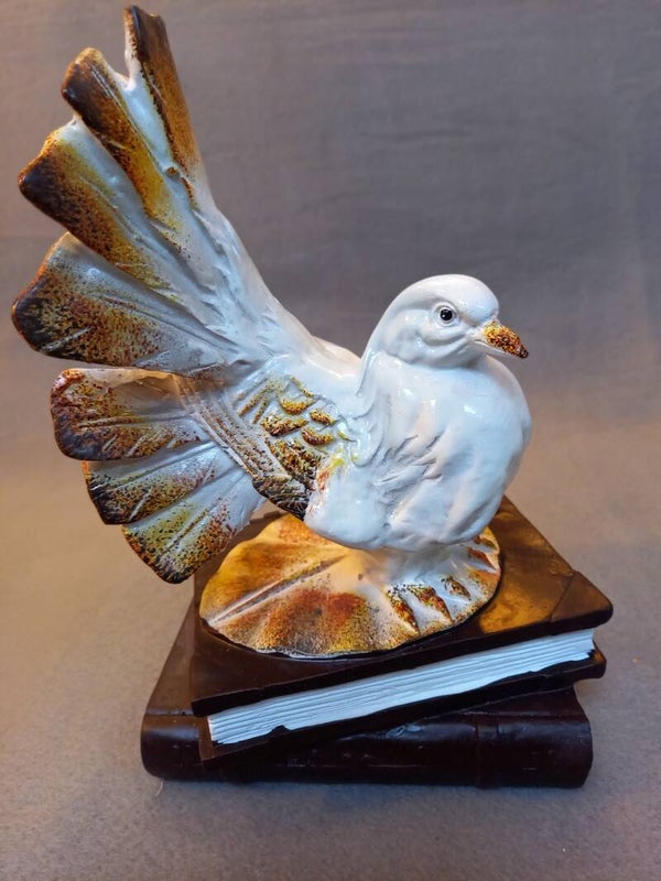 Boekensteun duif