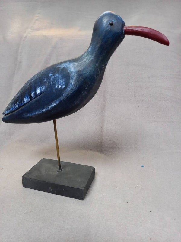 Houten vogel op voet handbeschilderd in blauw