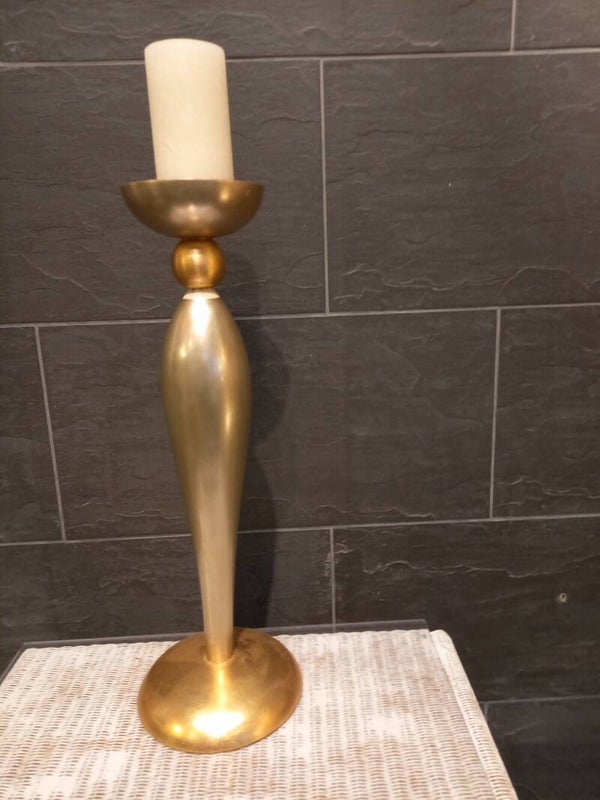 Stijlvolle kandelaar in zilver met goud voor cilinderkaars