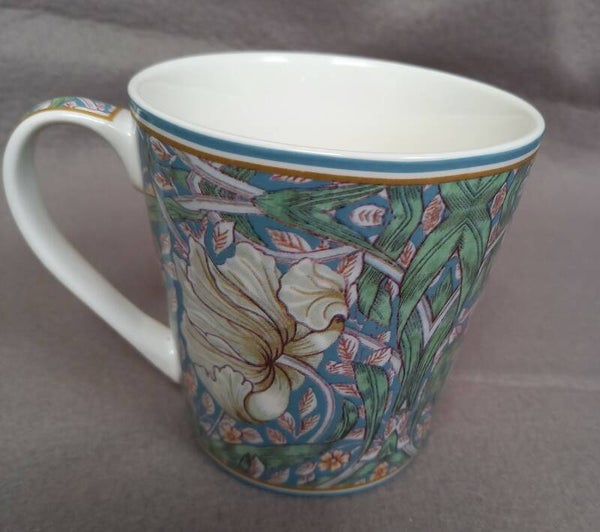 Beker / Kopje ontworpen door William Morris in blauw/wit