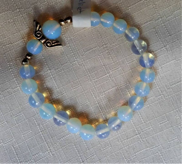 Kralenarmband van opaliet