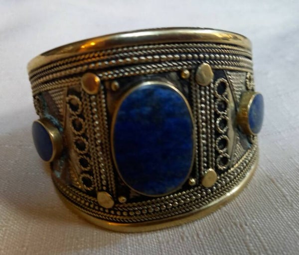 Brede armband van alpaca met lapis lazuli