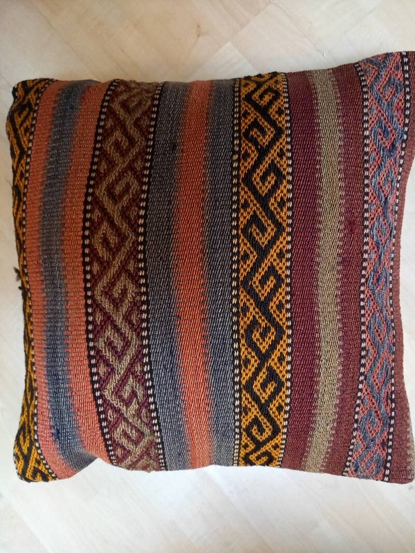 Kelim kussen oud