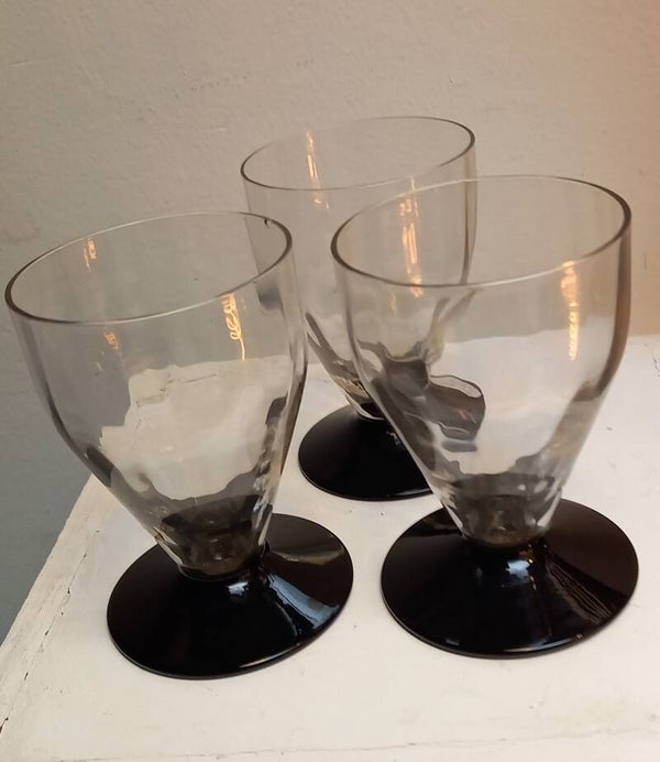 Set van 3  limonade glazen met zwarte voet