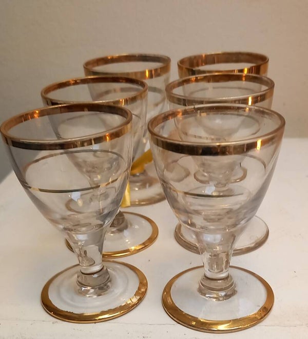 Set van 6 borrelglaasjes met gouden rand (antiek)