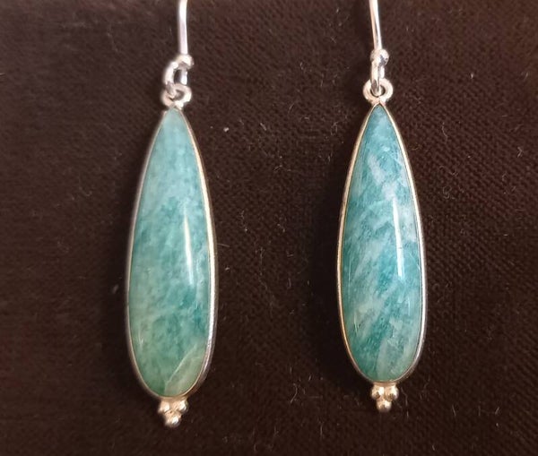 Langwerpige Oorhangers van amazoniet