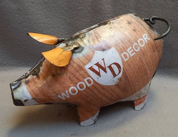 Varkentje van gerecycled metaal