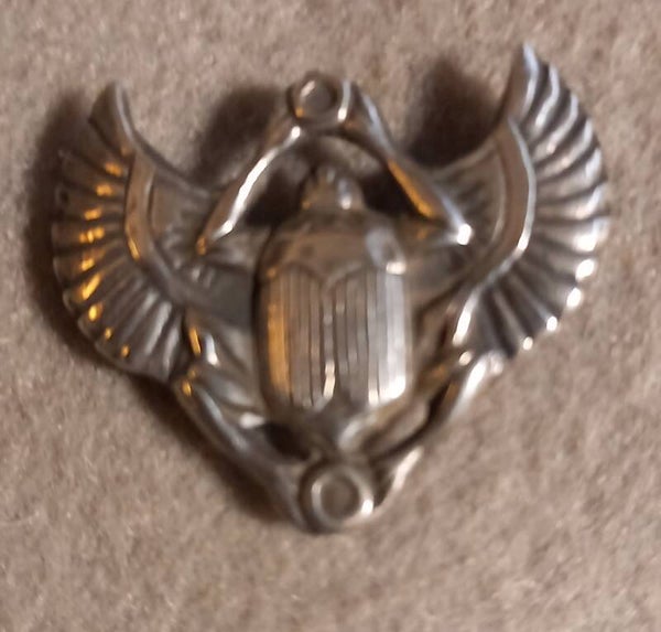 Scarabee broche in zilver
