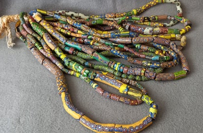 Antieke zilveren toon sieraden bedels ambachten kunst maken kralen Antieke zilveren toon sieraden bedels ambachten kunst maken kralen