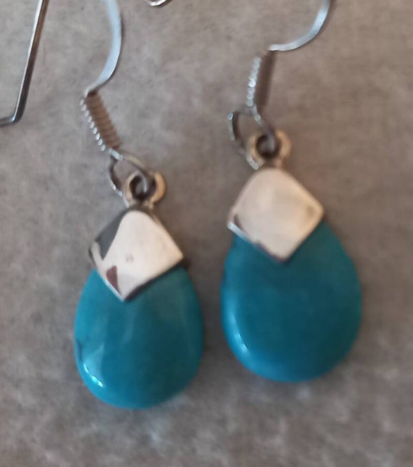Turquoise  oorhangers met zilver