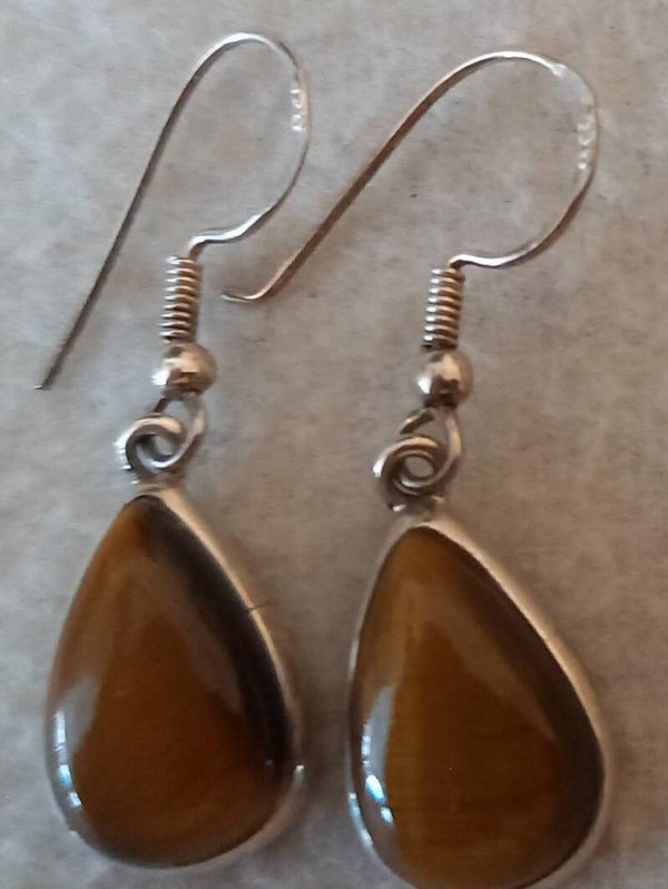 Tijgeroog oorhangers in druppelvorm in zilver