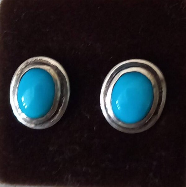 Oorknop turquoise met zilveren rand