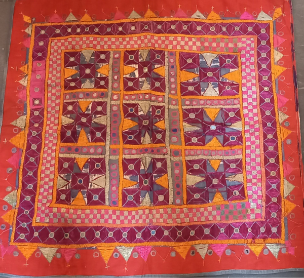 Kleurig wandkleed uit India