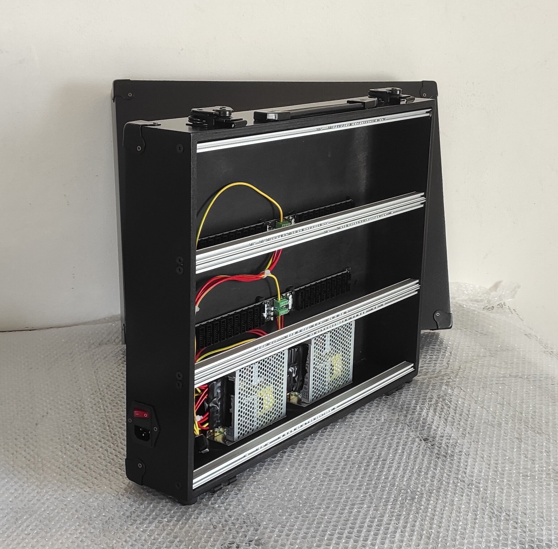 Eurorack case 9 u 104 hp portable ( Black )