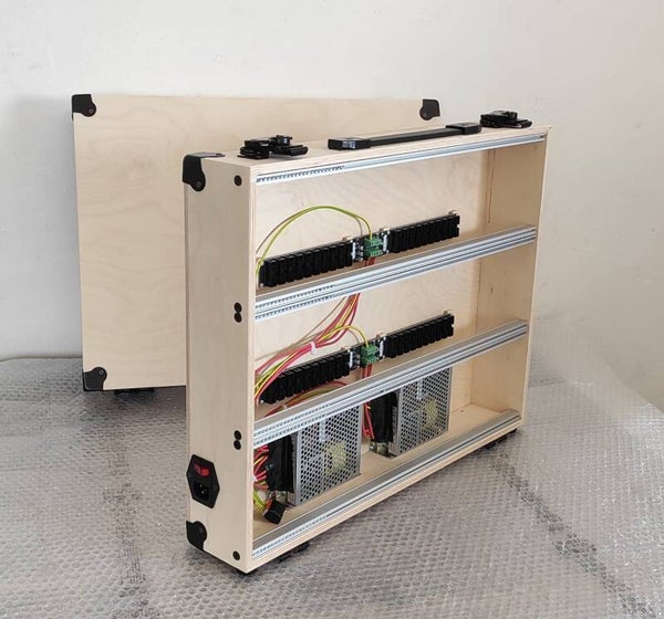 Eurorack case 9 u 104 hp portable ( unpainted )