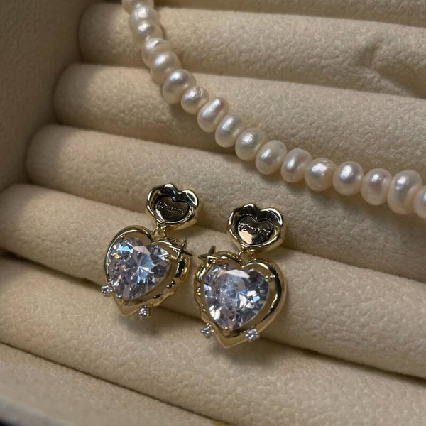 Zikornia Sieraden met Dubbel Hartje - 18k goldplated (003)