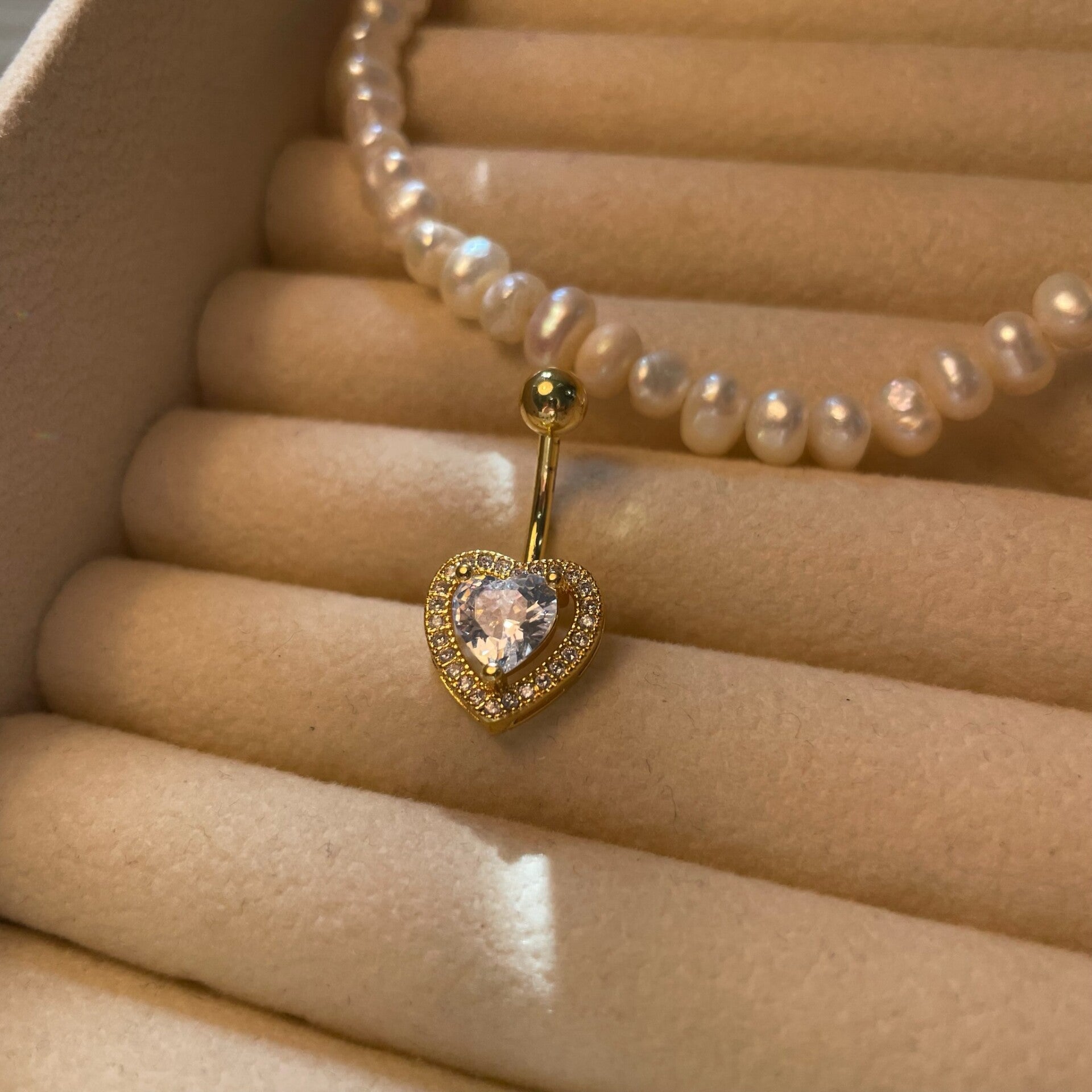 Belly Jewel Navelpiercing