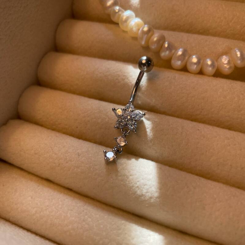 Navel Shine Navelpiercing