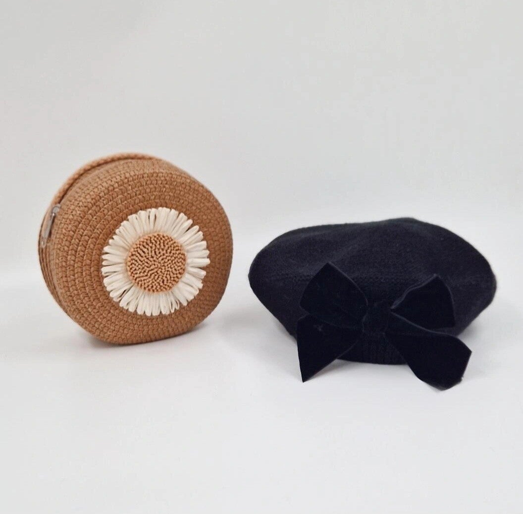 Barret met strik zwart