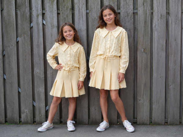 Gele met gouden blouse