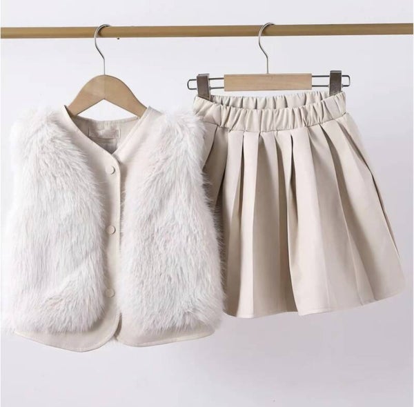 Set plooirokje en bontgilet