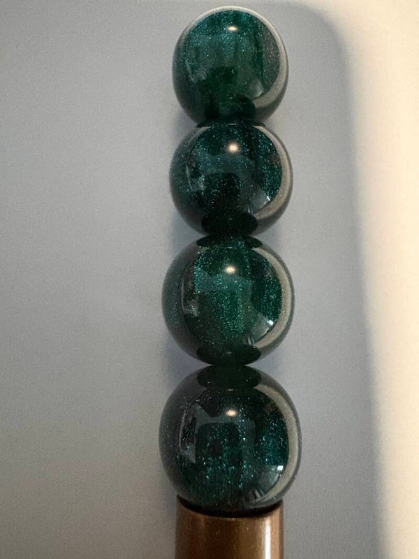 zwarte met groene glitter acryl kraal 16 mm