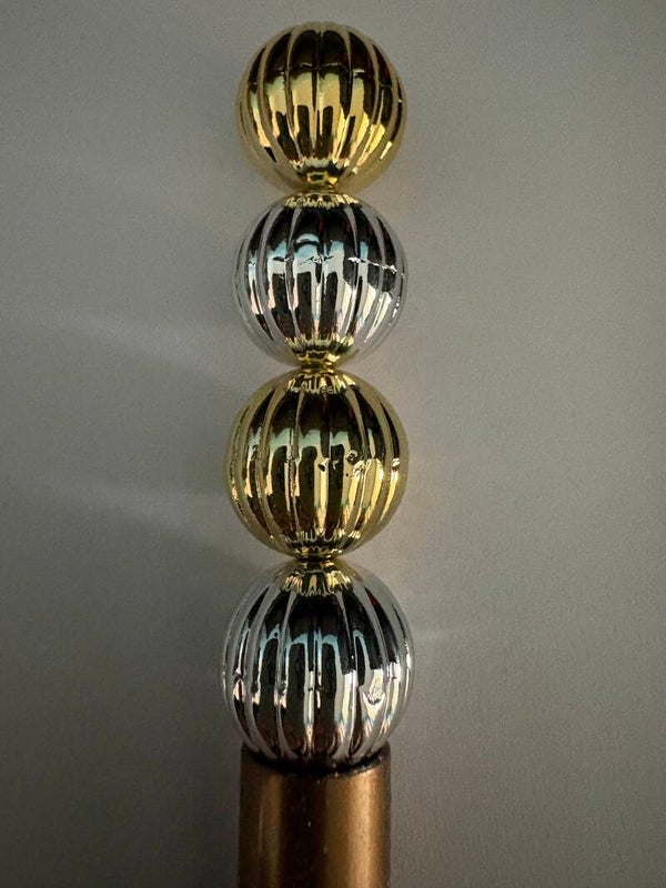goud en zilver met strepen acryl kraal 16 mm