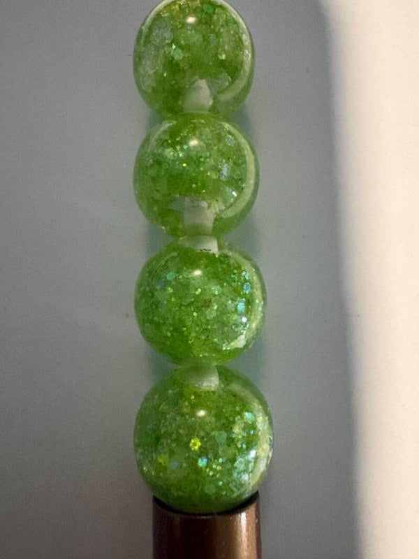 licht groene acryl kraal met dikke glitter 16 mm