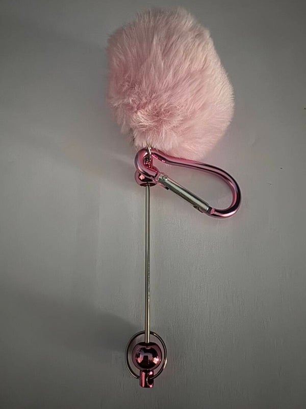 pompon staafsleutel hanger