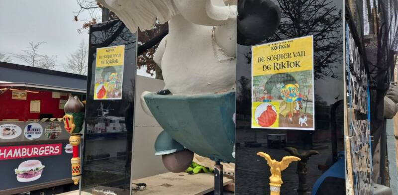 De scepters in het carnavalsverhaal.