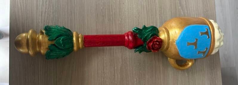 De replica van de Bierventjesscepter voor de privécollectie