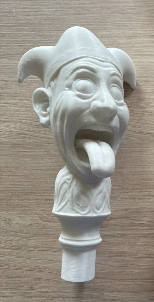 De geprinte carnavalsfiguur op de scepter