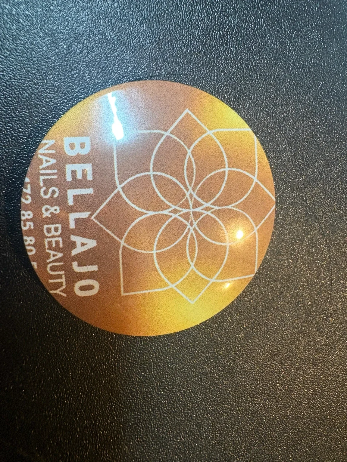 Button Bellajo Nails & Beauty