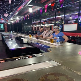 bar-at-the-miniature-golf-course-standard.jpg