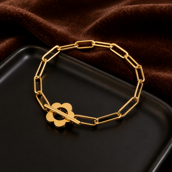 Daisy Link Toggle Braclet