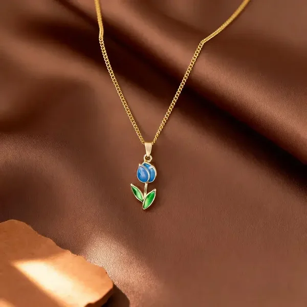 Romantic Tulip Pendant