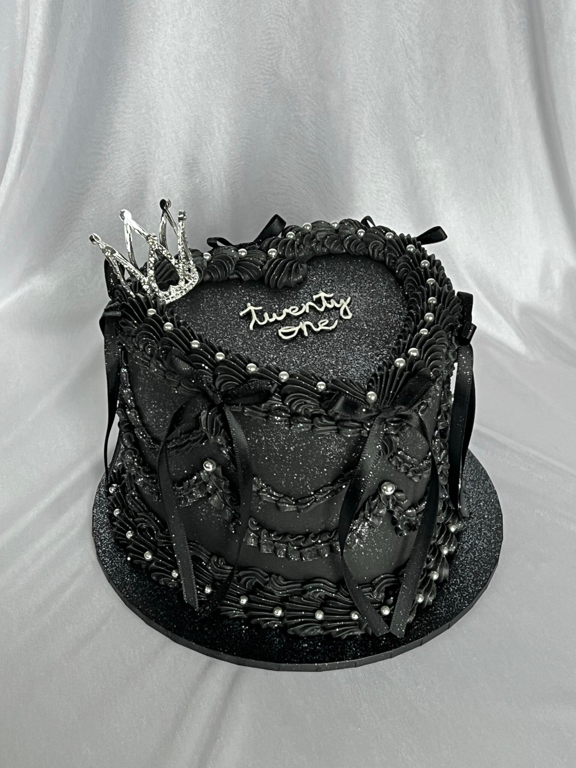 Vintage heart with crown